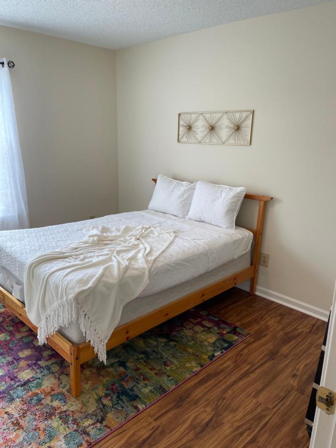 Pet- Friendly, & Close To Uptown Charlotte Kültér fotó