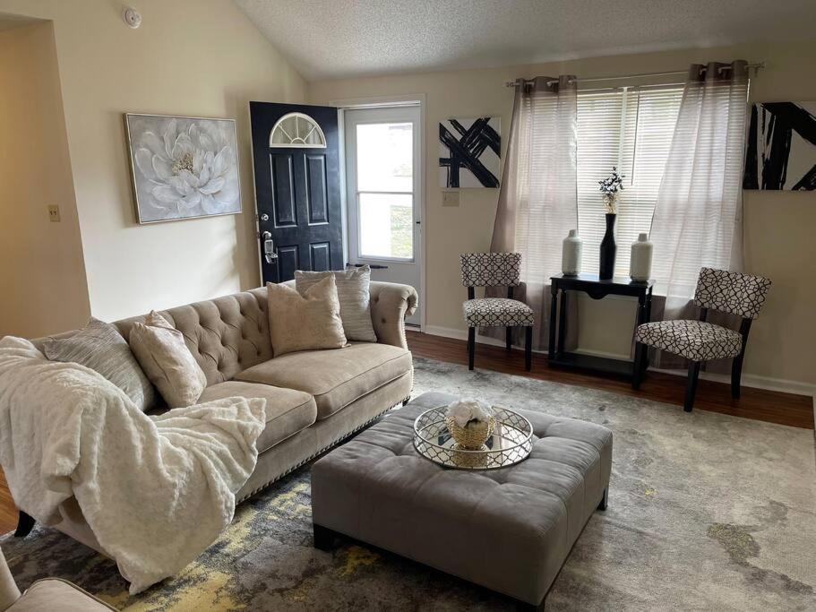 Pet- Friendly, & Close To Uptown Charlotte Kültér fotó