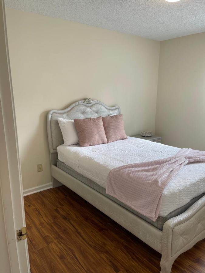 Pet- Friendly, & Close To Uptown Charlotte Kültér fotó