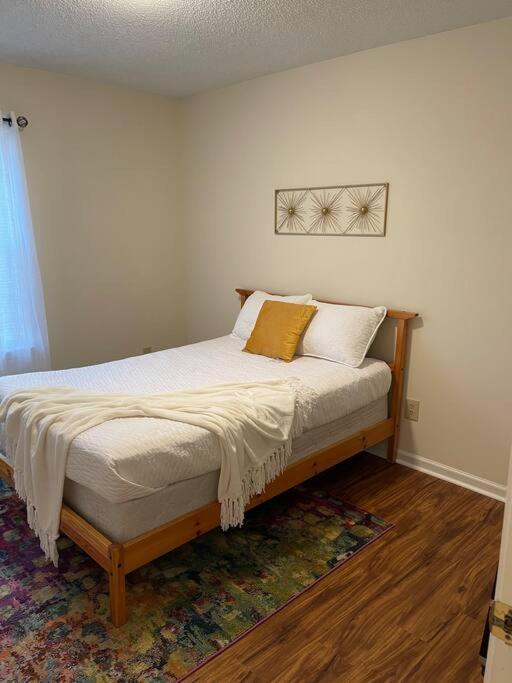 Pet- Friendly, & Close To Uptown Charlotte Kültér fotó